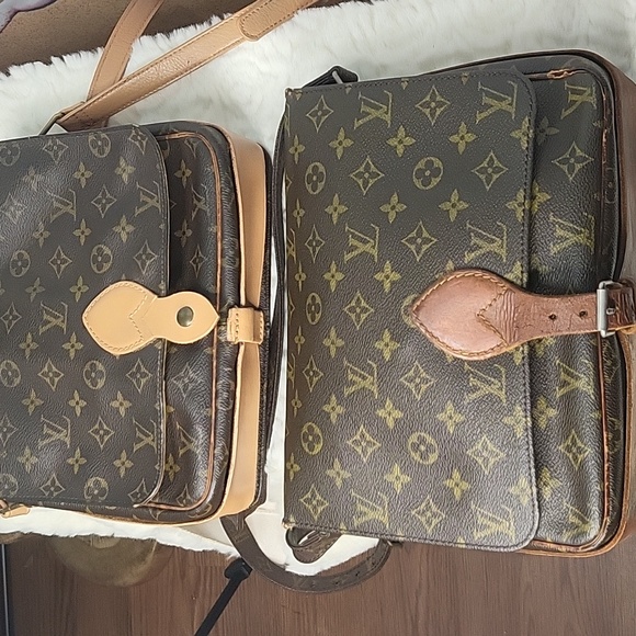 Louis Vuitton Cartouchiere GM Monogram Crossbody Bag Vintage (Largest Version) - Picture 16 of 17